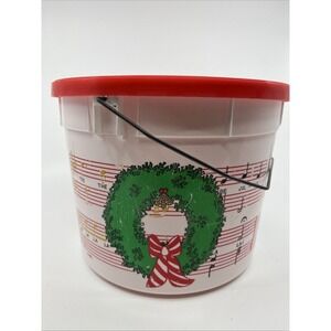 Vtg Christmas Shamrock Bucket‎ Pail Music Sheet Caroler Tree Wreath 6.5" Tall